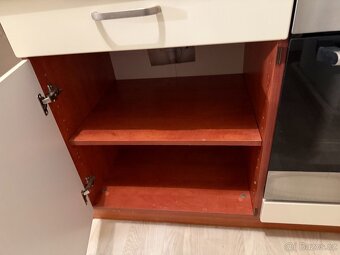 Kuchyňská linka – komplet sestava (bez spotřebičů) - 5