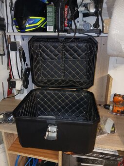 Top case plastový - 5