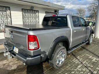 Dodge RAM 1500 5.7 HEMI 4x4 - 5