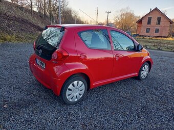 Aygo 1.0 Najeto: 58000km - 5