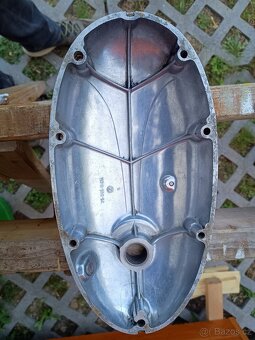 Víko spojky Jawa-ČZ 125 a 175 - 5