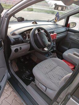 Ford Galaxy - 5