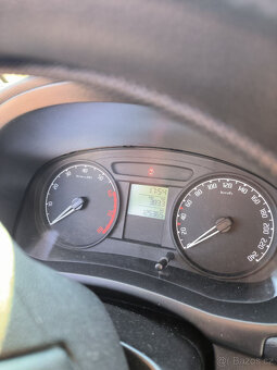 Škoda Fabia 1.2 2008 - 5
