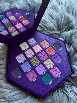 Jeffree Star Cosmetics - 5