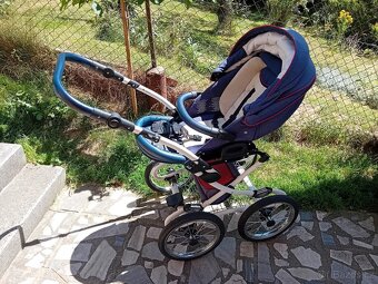 Detsky kočárek s veškerým prislušenstvím - 5