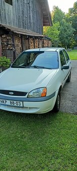 Ford Fiesta 1.3 - 5