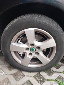 Prodám Alu kola fabia 5x100 letní pneu - 5
