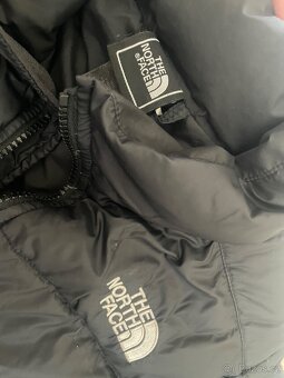 The North Face péřová bunda 9-12 let - 5