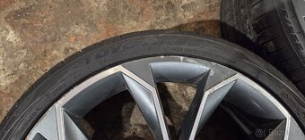 Alu kola R19 5x112, X-Trem Škoda, letní toyo 225/35 - 5