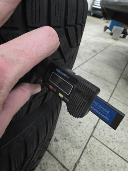 Zimní kola Dezent na Lexus UX 18" - 5