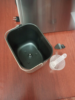 Domácí pekárna Philco - 5