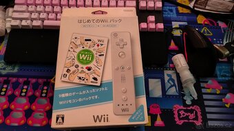 Větší množstvípříslušenství v krabicích Nintendo Wii SLEVY - 5