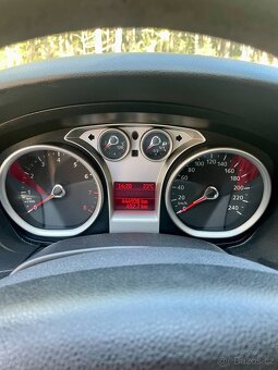Prodám Ford Focus II 1.6i 2008 - 5