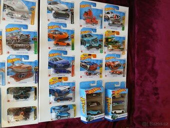 Hot wheels 33 aut 17x Matchbox nebo Hot wheels 5x2 nehrané - 5