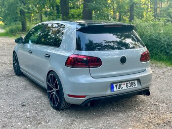 VW GOLF VI 2.0 GTi 155KW MANUÁL - 5