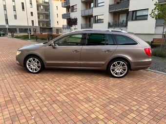 Prodám ŠKODA SUPERB COMBI 2.0 TDI, 125KW, DSG. - 5