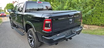 DODGE RAM 1500 5,7 HEMI BLACK LIMITED 80 000km - 5