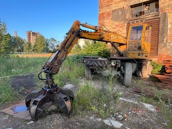 Prodám funkční kolový bagr DH112 + drapák - 5