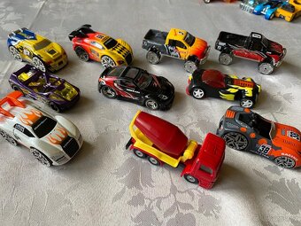 Set autíček z dětství - 42 ks - 5