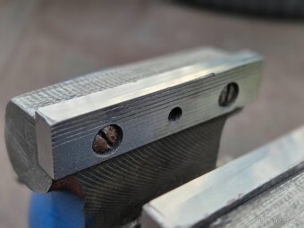 Svěrák York 100 - 5