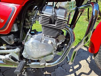 Honda CB 250 - 5