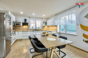 Prodej rodinného domu 130 m², pozemek 537m², Velenka - 5
