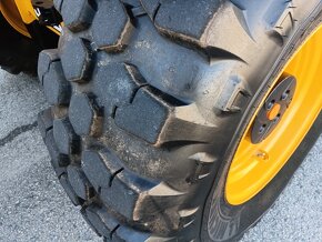 Teleskopický manipulátor JCB 560-80 AGRI XTRA - 5