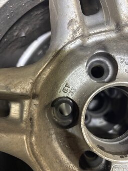 Komplet sada zimních kol 195/60 R15 - 5