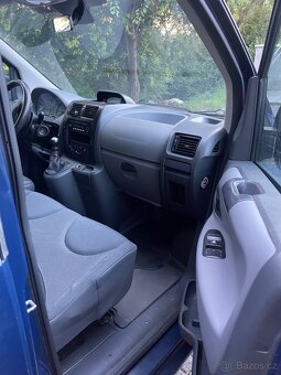 Citroën Jumpy 2.0 HDi 94 kW 9 míst, r. 2011, tažné, servisov - 5