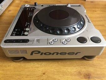 Prodám Cdj 800 MK2 + Case za 5000 Kč - 5