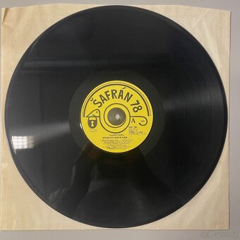 Jaroslav Hutka Minulost mává nám Šafrán – top stav+podpis - 5