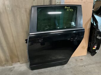 Peugeot 5008 - levé přední + zadní dveře. KTVD - 5