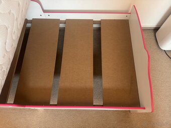 Dětská postel Minnie Mouse + příslušenství - 5