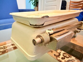 Historická kuchyňská váha - 5