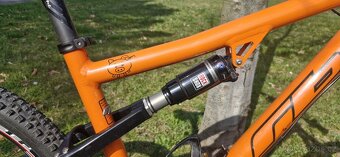 Celoodpružené kolo RB IQ - 5