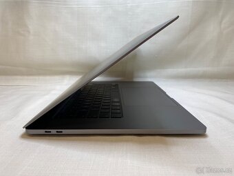CTO 16 Apple MacBook Pro i9 8jádro SSD 4Tb 64Gb Ram ZÁRUKA - 5
