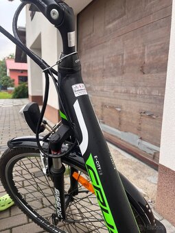 Elektrokolo CRUSSIS E-CITY 1.8 - 5