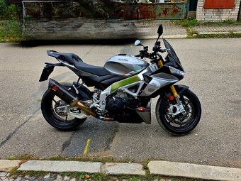 Aprilia Tuono V4 1100RR - ČR, stav nové motorky, Akrapovič - 5