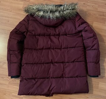 DÁMSKA BUNDA GUESS vel.M - 5