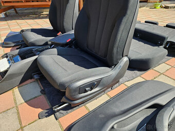 interiér BMW 5er touring G31 - 5