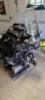 Suzuki V-Strom 1050 DL najeto 13000Km R. V. 2021 - 5