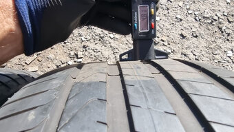 Letní pneu 255/40/18 Pirelli - 5