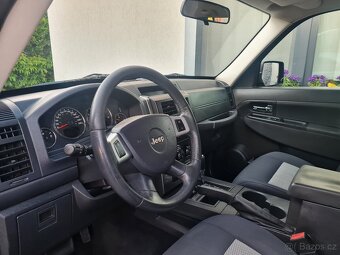 Jeep Cherokee 2.8CRDi 130kW 4x4 BEZ KOROZE - 5