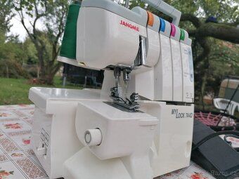 Overlock Janome 744d - 5