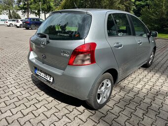Prodám Toyota Yaris 1.3i 64kw automat - 5