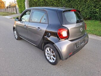 Smart Forfour 1.0i 52kw Klima Alu Navi Model 2015. - 5