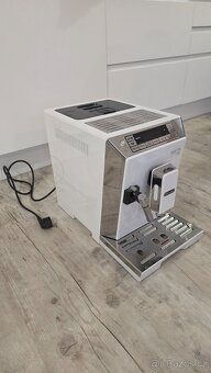 Automatický kávovar De'Longhi Eletta ECAM 45.760 W bílé - 5