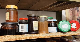 Prodám zavařeniny – kompoty a marmelády (rybíz, meruňka, bro - 5