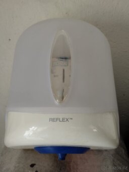 TORK zásobníky na papír wc, utěrky a igel. - 5