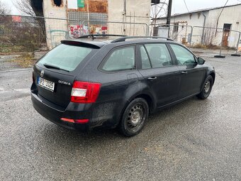 Škoda Octavia 2.0tdi 110kw manuál alu + zimní po servisu - 5